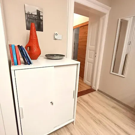 Dobel Apartman *